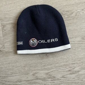 CCM Navy and White Oilers reversible Beanie